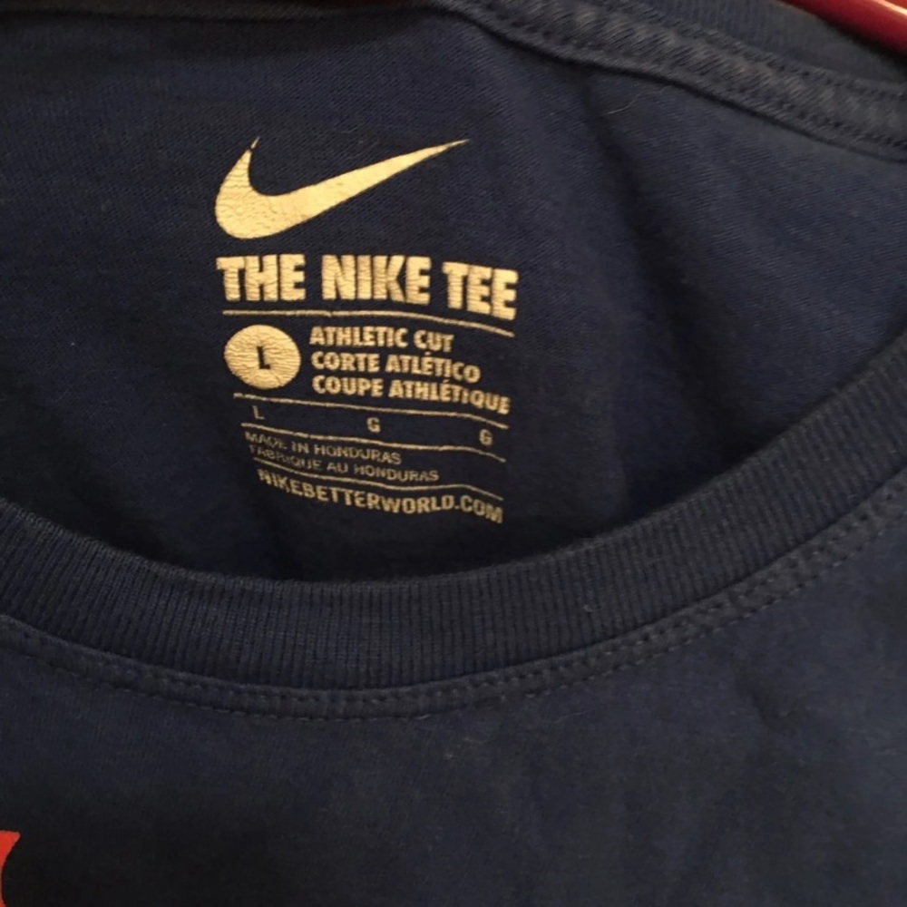 nike top - Picture 3 of 3